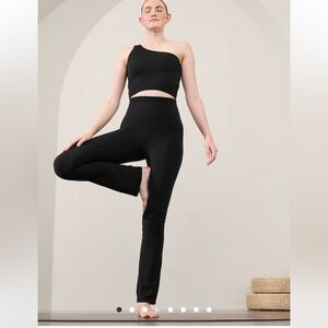 Athleta Elation Straight Leg Pant